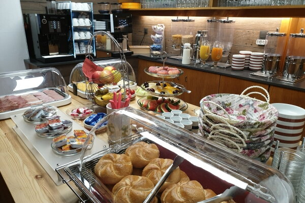 Fr&uuml;hst&uuml;ck Alpenrose